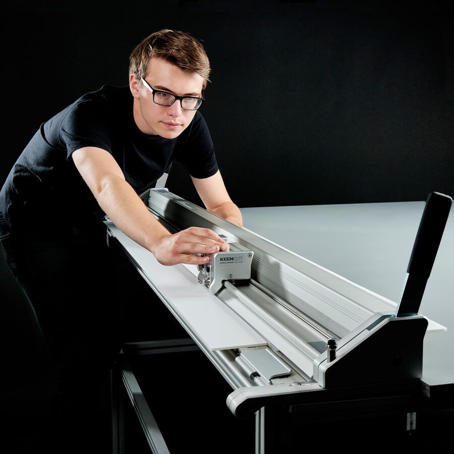 Keencut Evolution3 SmartFold – High-Precision Cutter